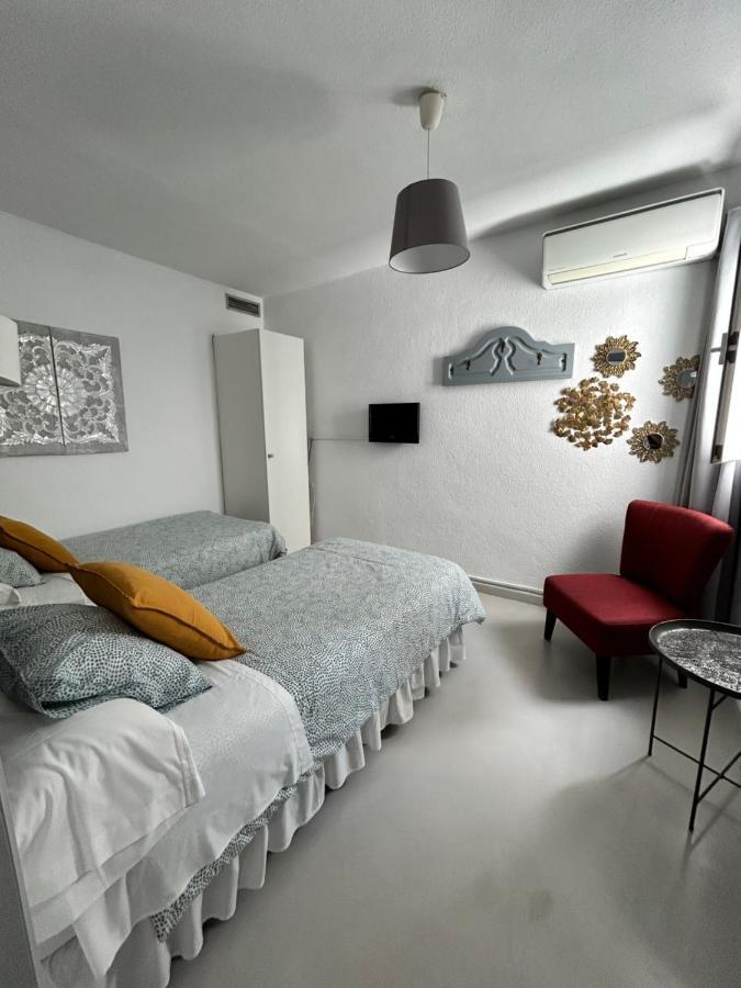 Hostal Berlin มาร์เบยา ภายนอก รูปภาพ