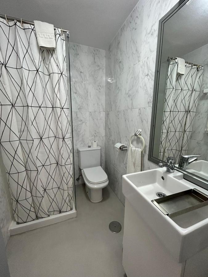 Hostal Berlin มาร์เบยา ภายนอก รูปภาพ